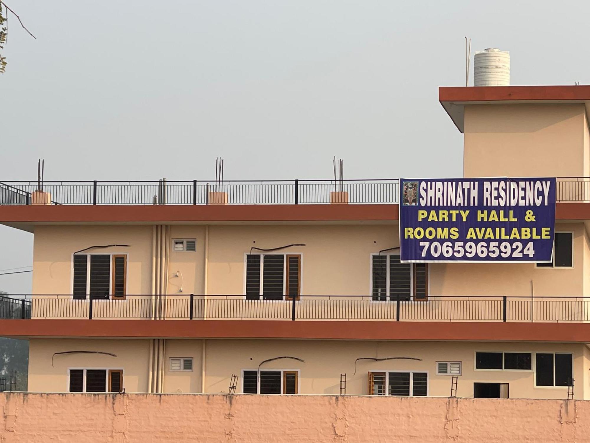 Shrinath Residency Hotel Greater Noida Bagian luar foto